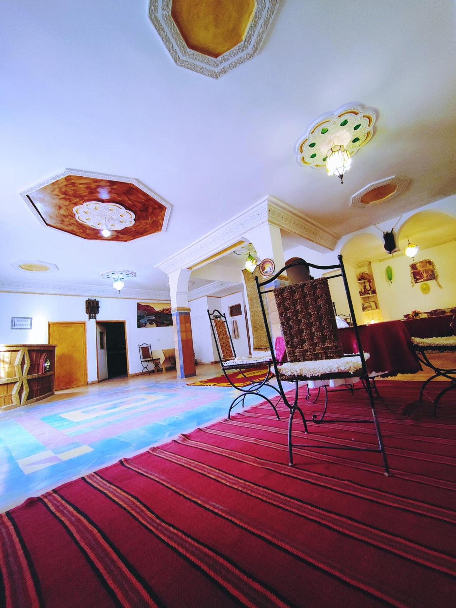 Kasbah des Roches Hotel Akhendachou n'Ait Ouffi Bagian luar foto