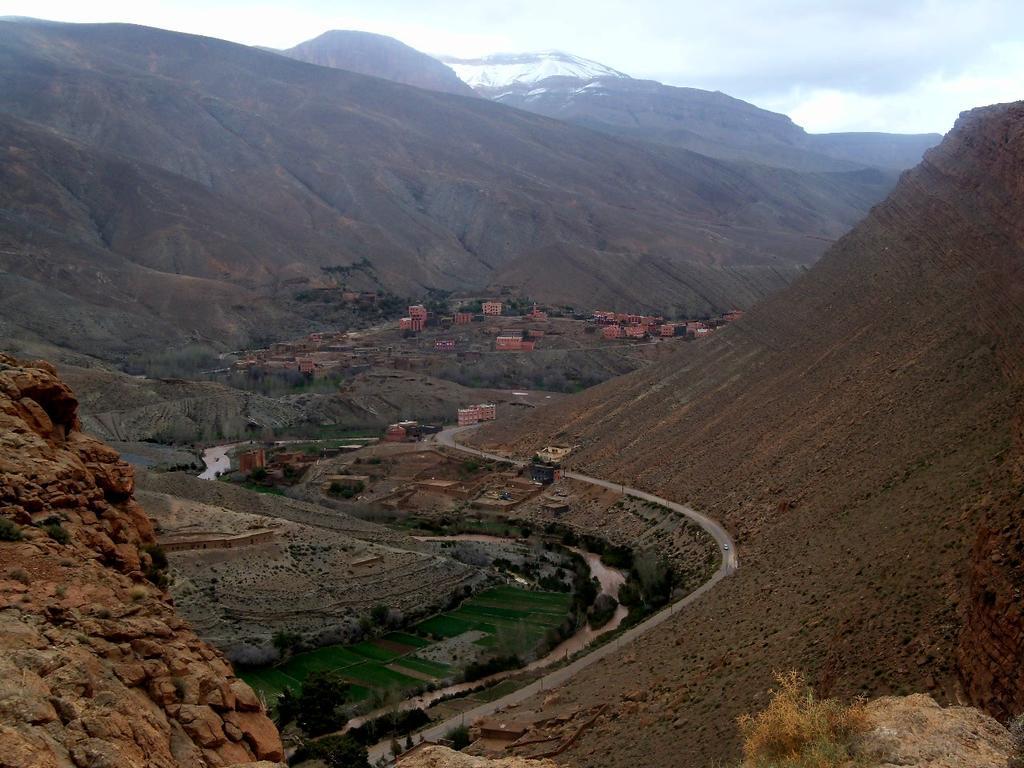 Kasbah des Roches Hotel Akhendachou n'Ait Ouffi Bagian luar foto
